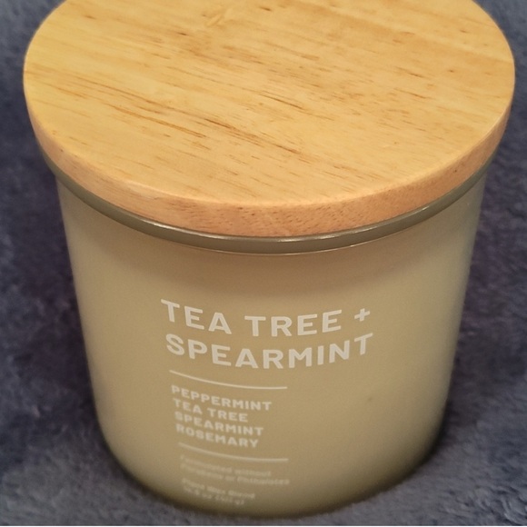 Peppermint Tea Tree and Spearmint Scented Candle - Picture 3 of 6